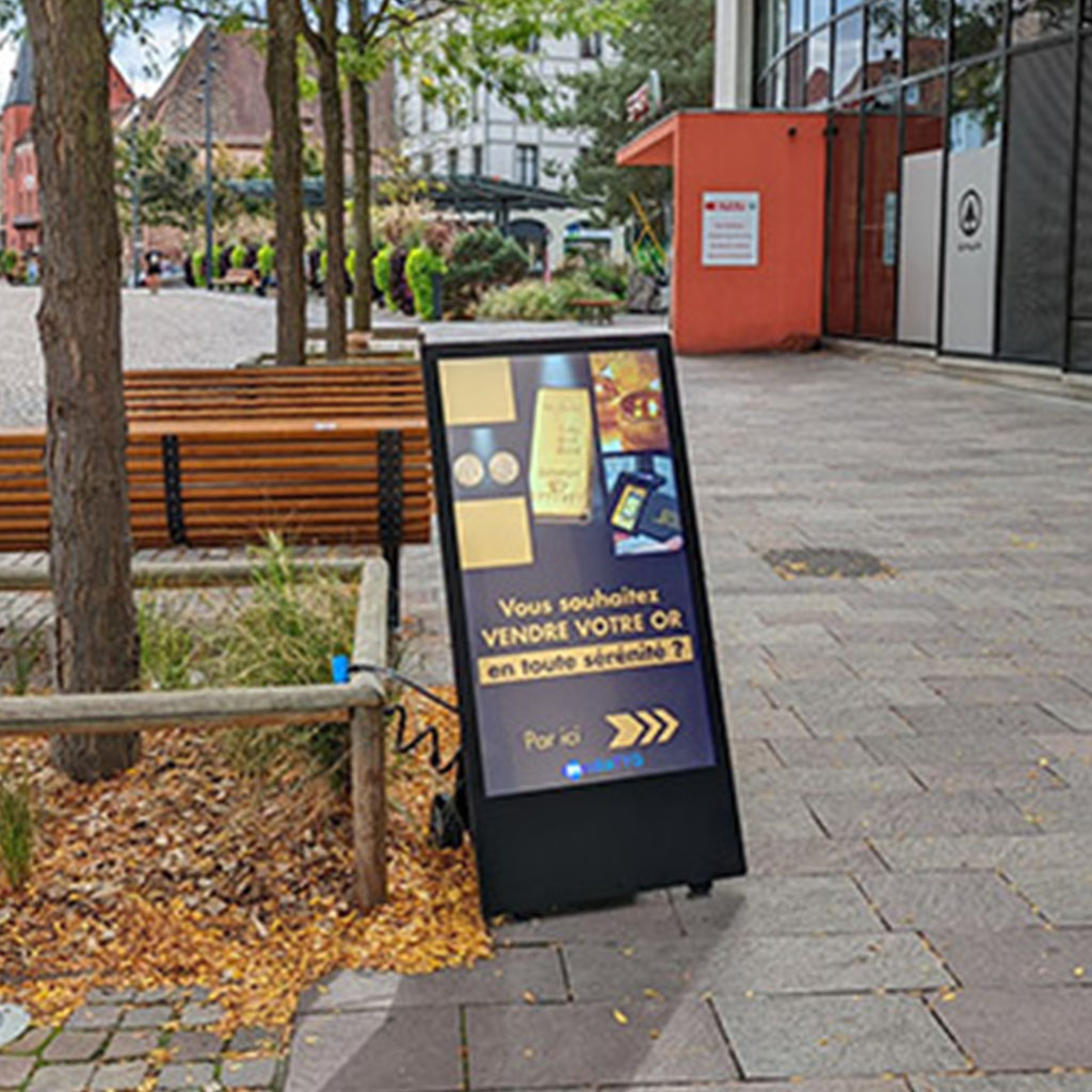 High brightness outdoor digitaal stoepbord